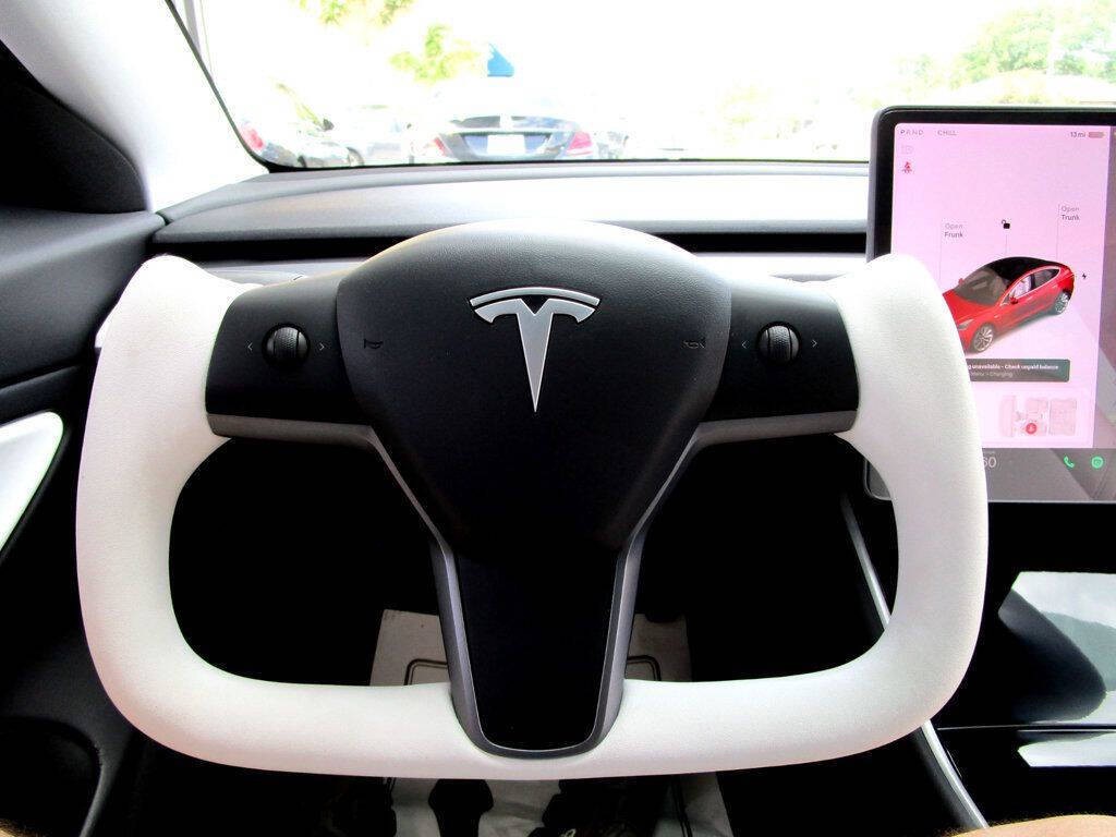2019 Tesla Model 3 Image 21
