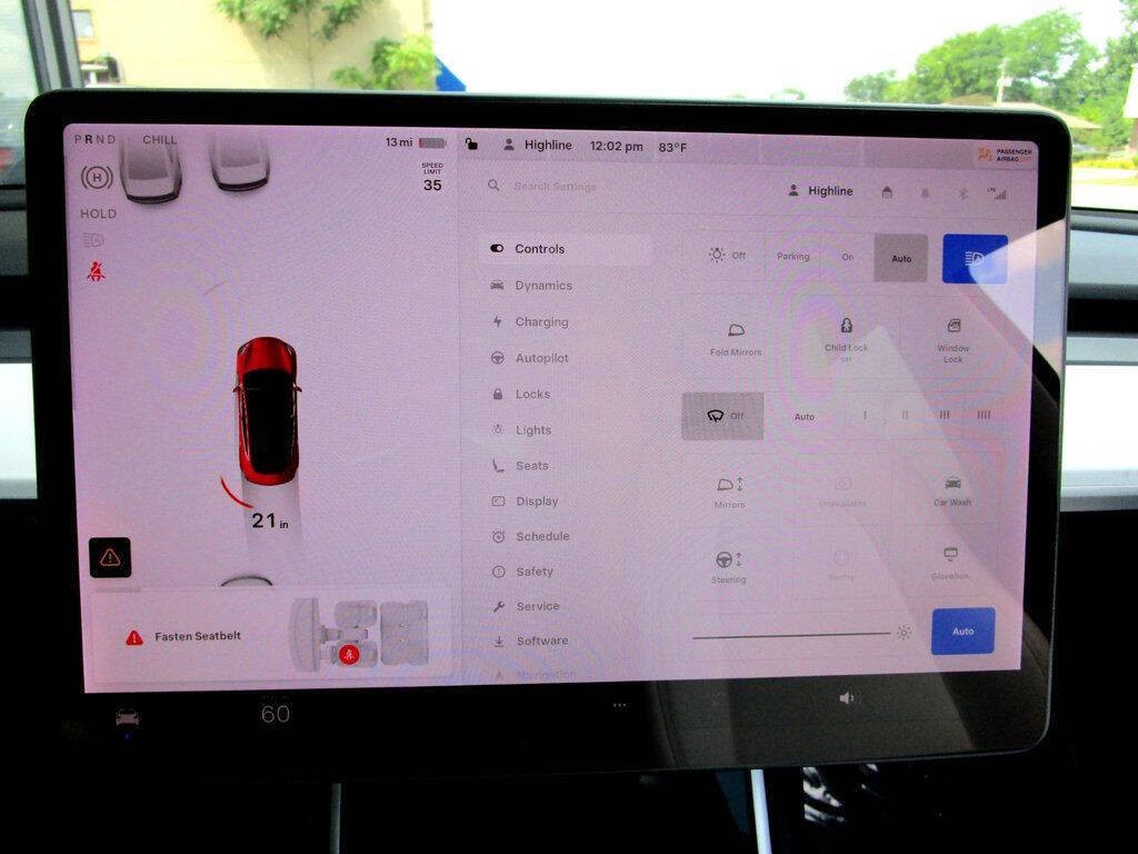 2019 Tesla Model 3 Image 25