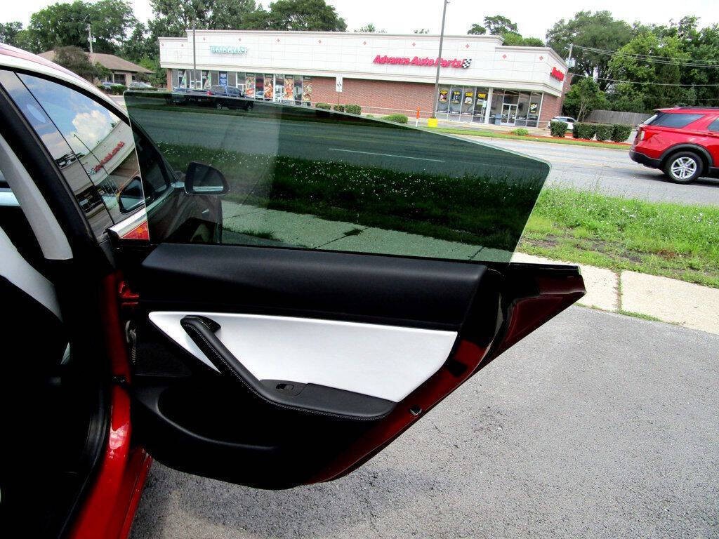 2019 Tesla Model 3 Image 45