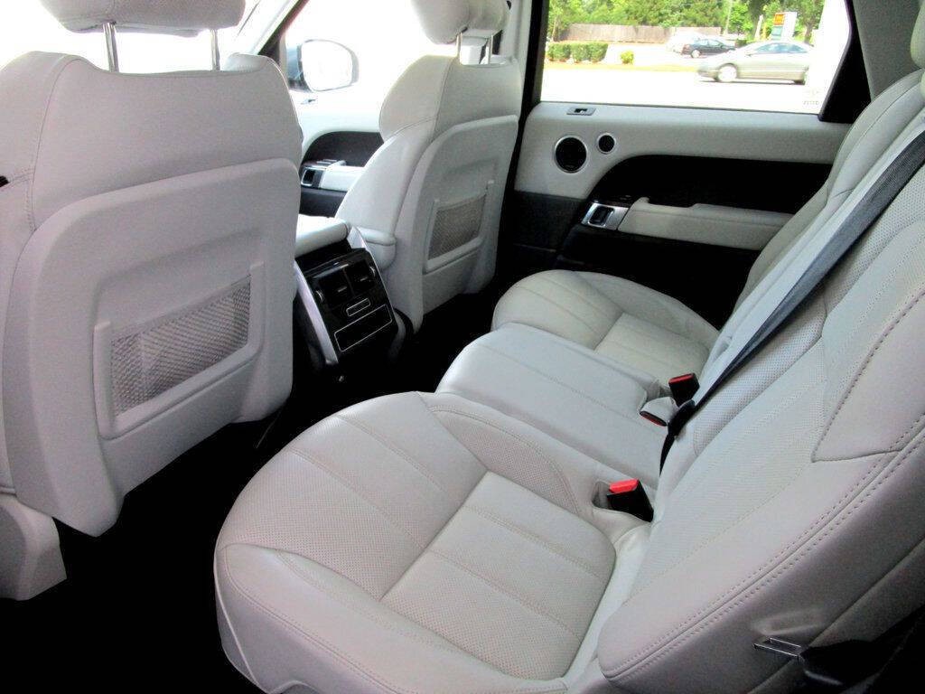 2014 Land Rover Range Rover Sport Image 17