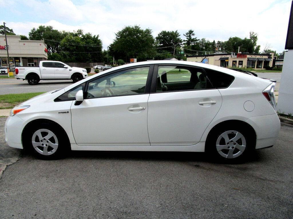 2014 Toyota Prius Image 11