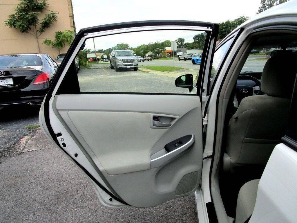 2014 Toyota Prius Image 28