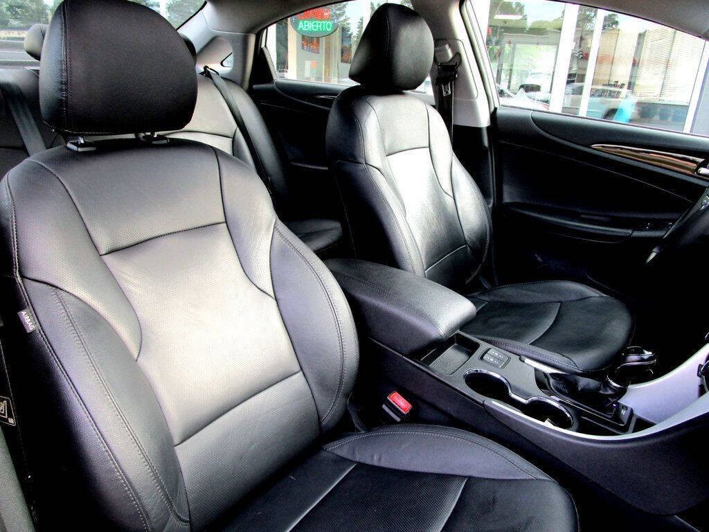 2011 Hyundai Sonata Image 13