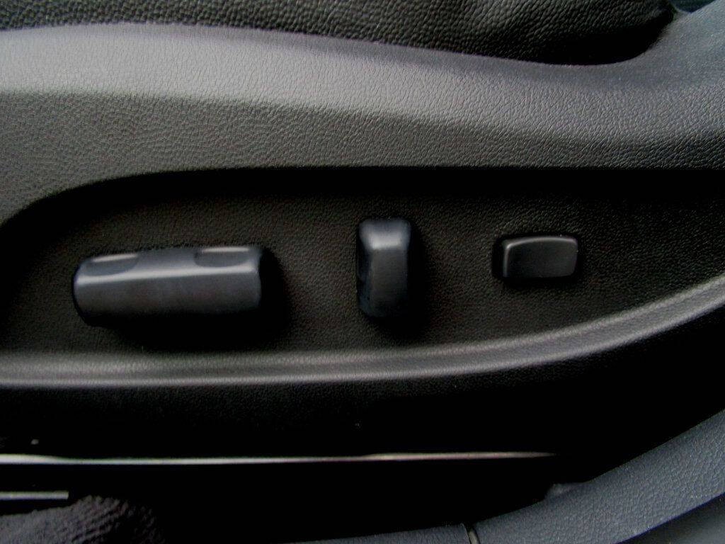 2011 Hyundai Sonata Image 26