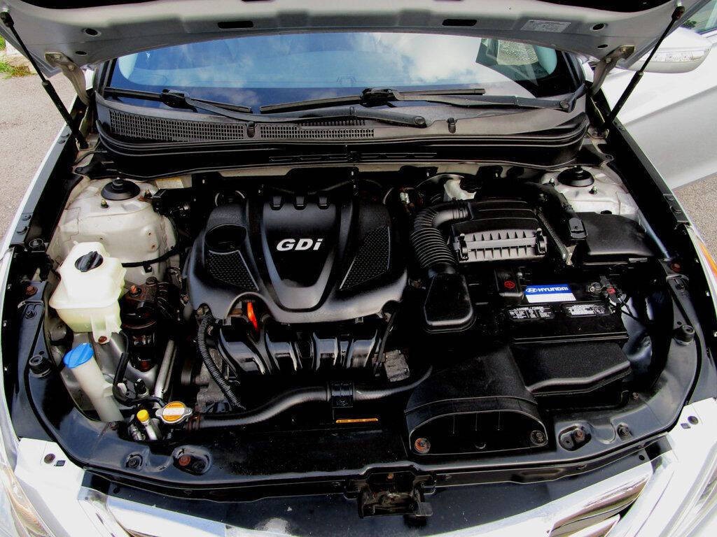 2011 Hyundai Sonata Image 34