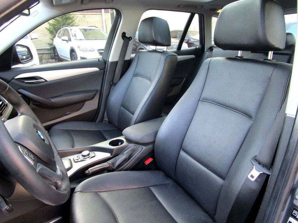 2015 BMW X1 Image 13