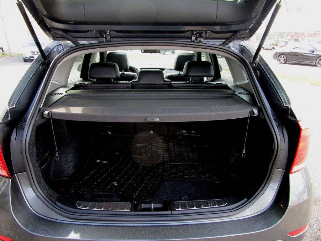 2015 BMW X1 Image 26