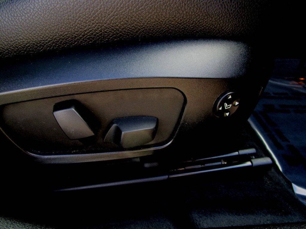 2015 BMW X1 Image 29