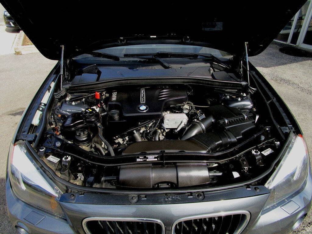 2015 BMW X1 Image 34