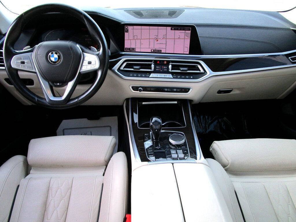 2019 BMW X7 Image 2