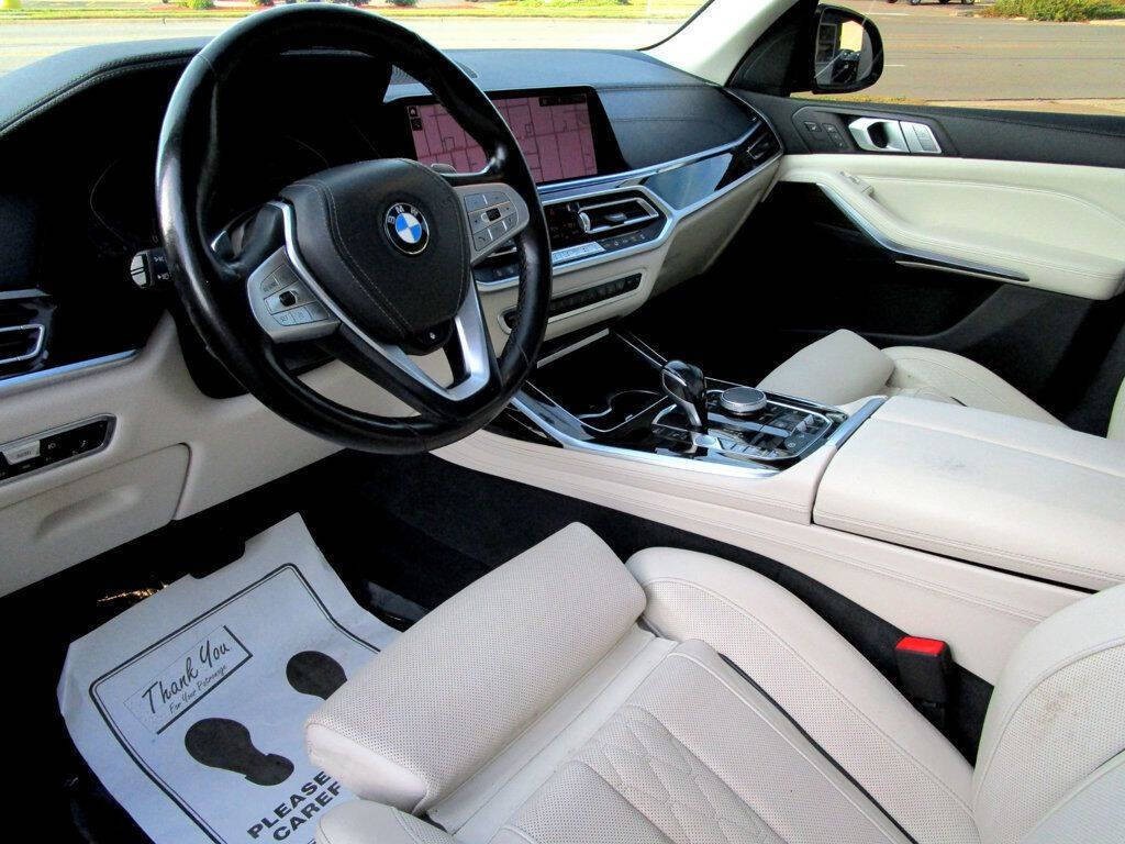 2019 BMW X7 Image 13