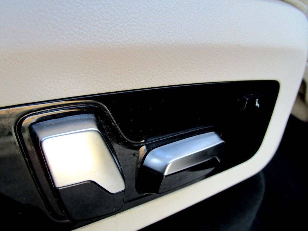 2019 BMW X7 Image 37