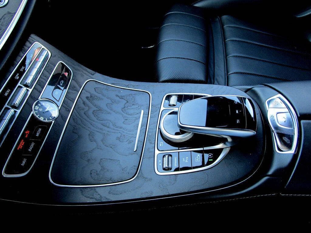 2019 Mercedes-Benz E-Class Image 24
