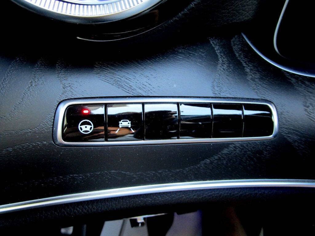 2019 Mercedes-Benz E-Class Image 32