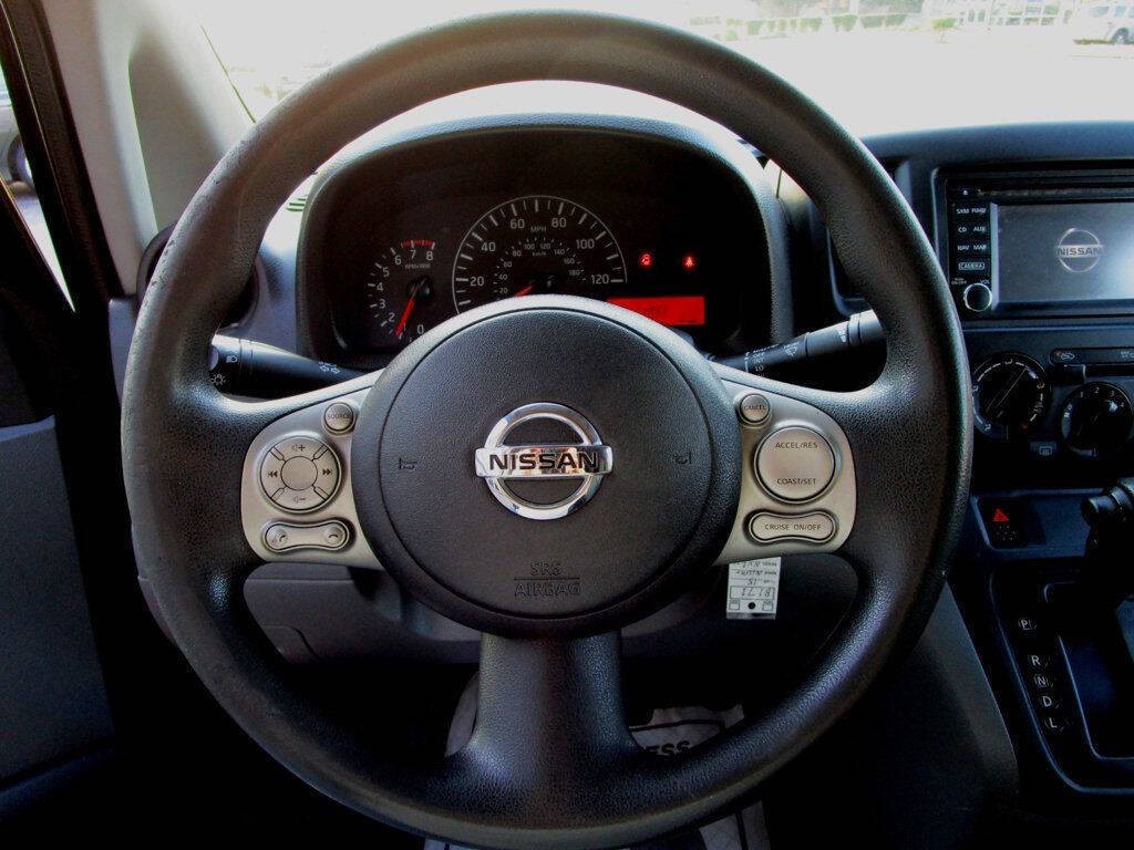2015 Nissan NV200 Image 16