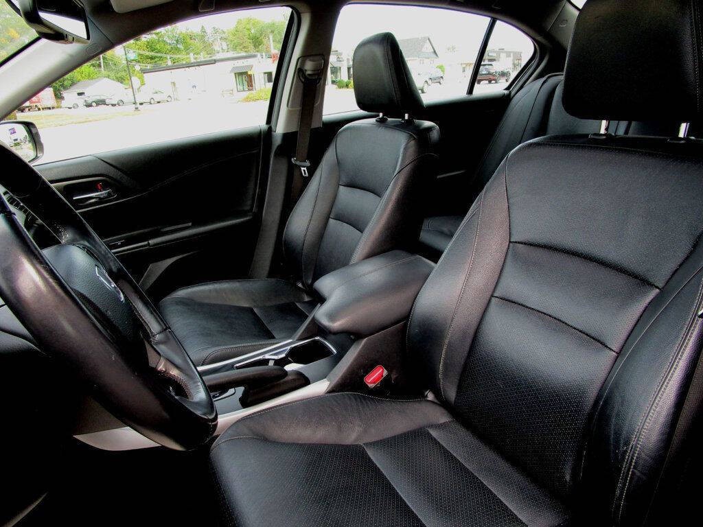 2013 Honda Accord Image 13