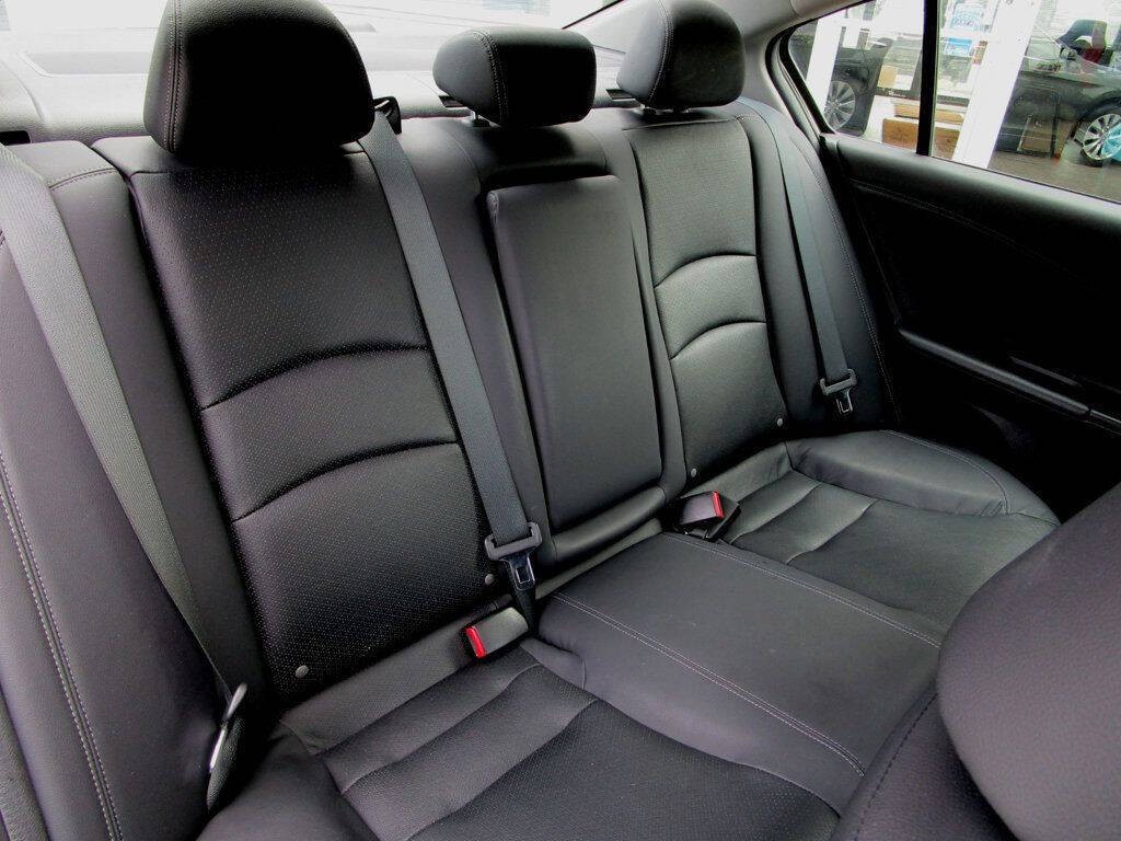 2013 Honda Accord Image 15