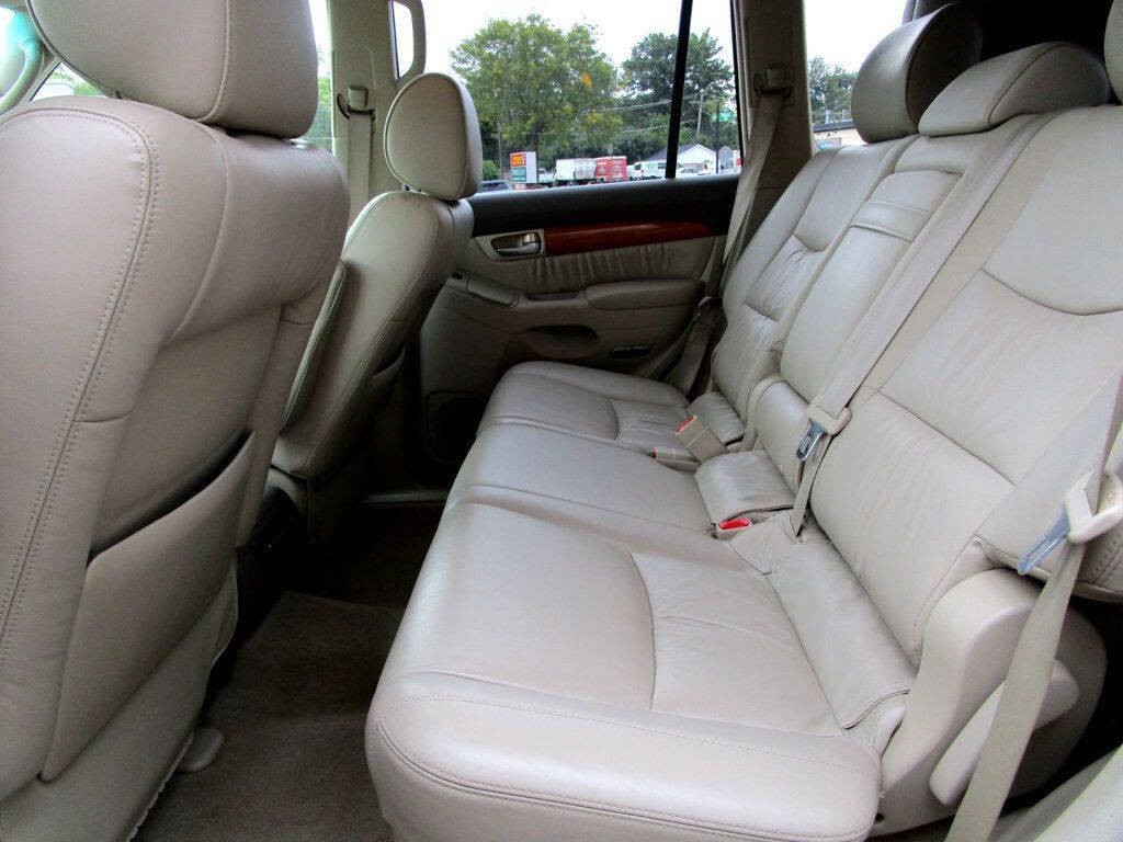 2004 Lexus GX 470 Image 15