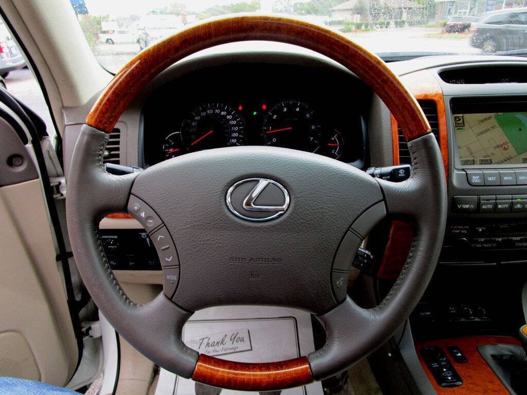 2004 Lexus GX 470 Image 17