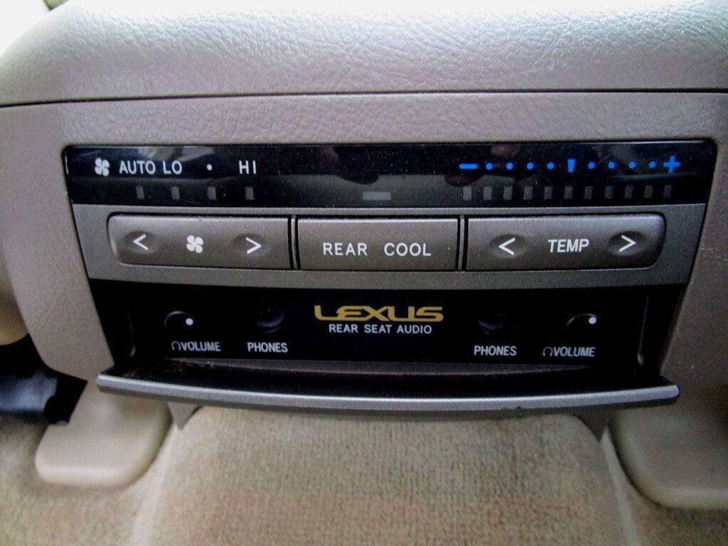 2004 Lexus GX 470 Image 25