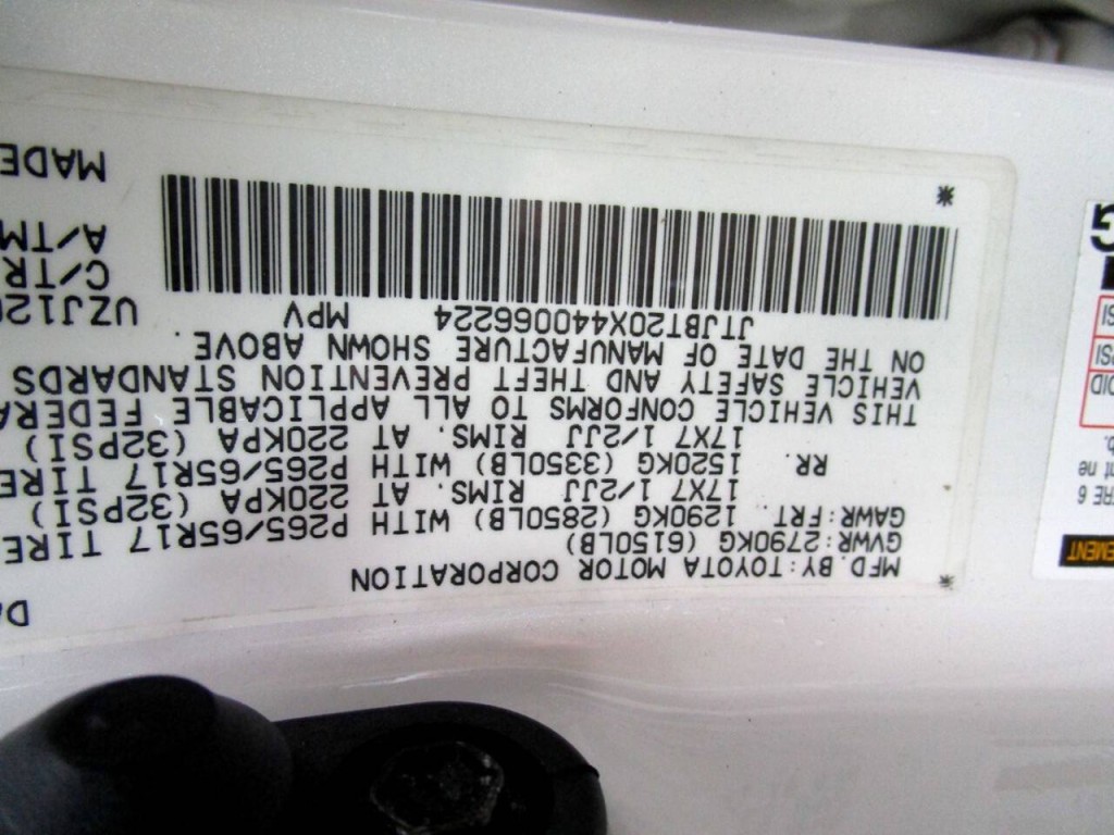 2004 Lexus GX 470 Image 36