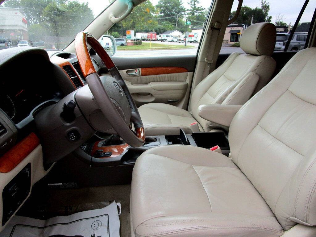 2004 Lexus GX 470 Image 37