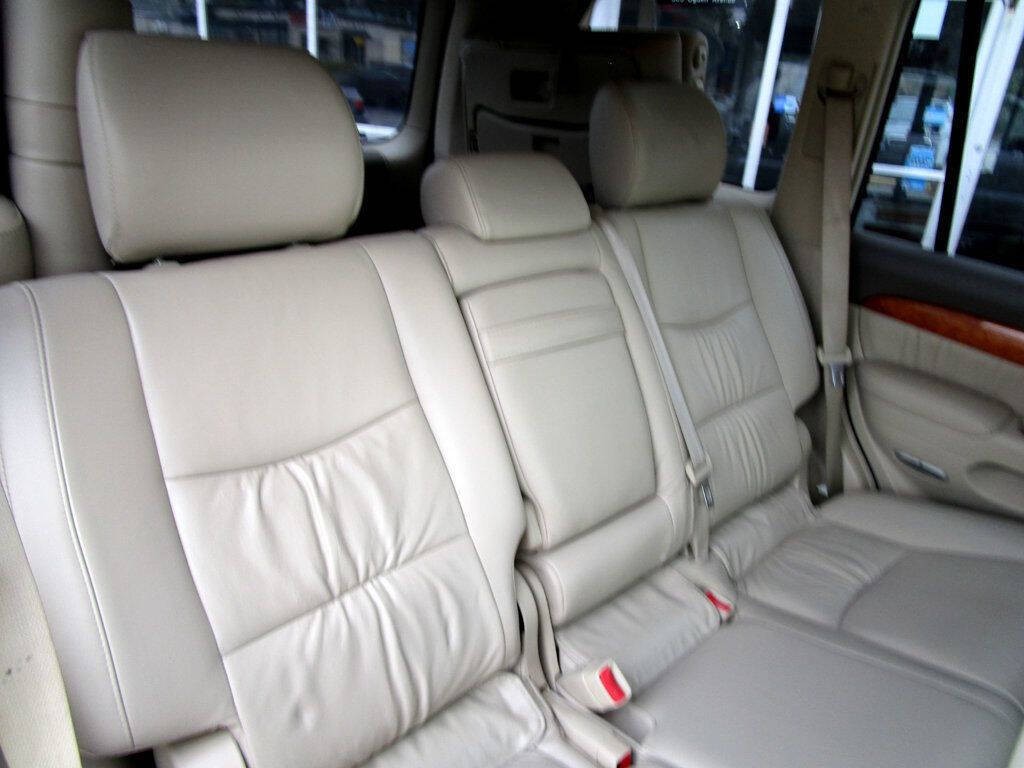 2004 Lexus GX 470 Image 40