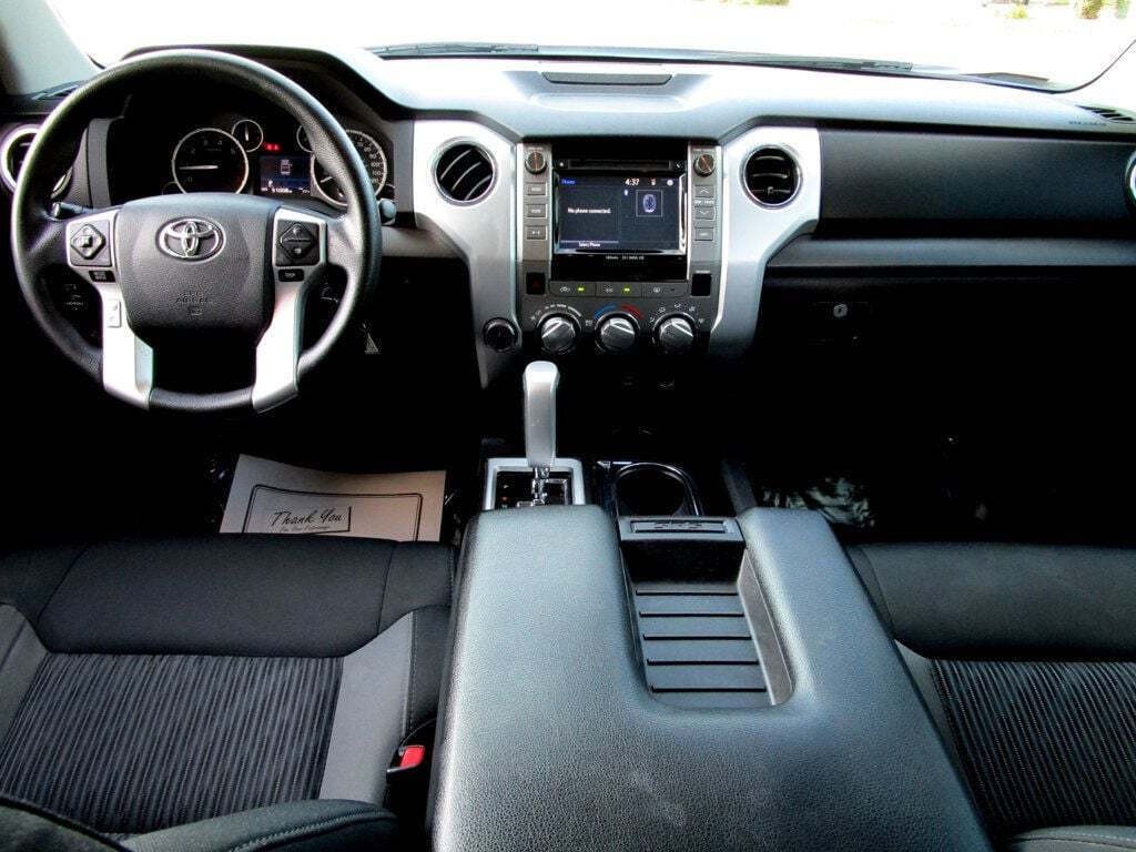 2016 Toyota Tundra Image 2