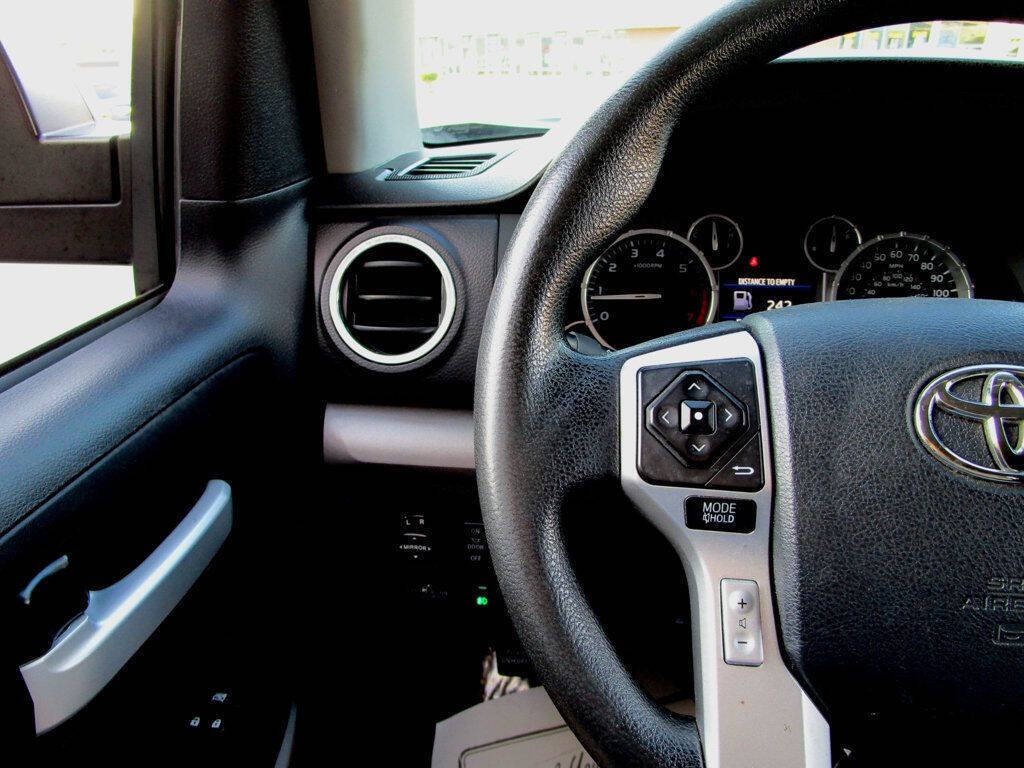 2016 Toyota Tundra Image 21