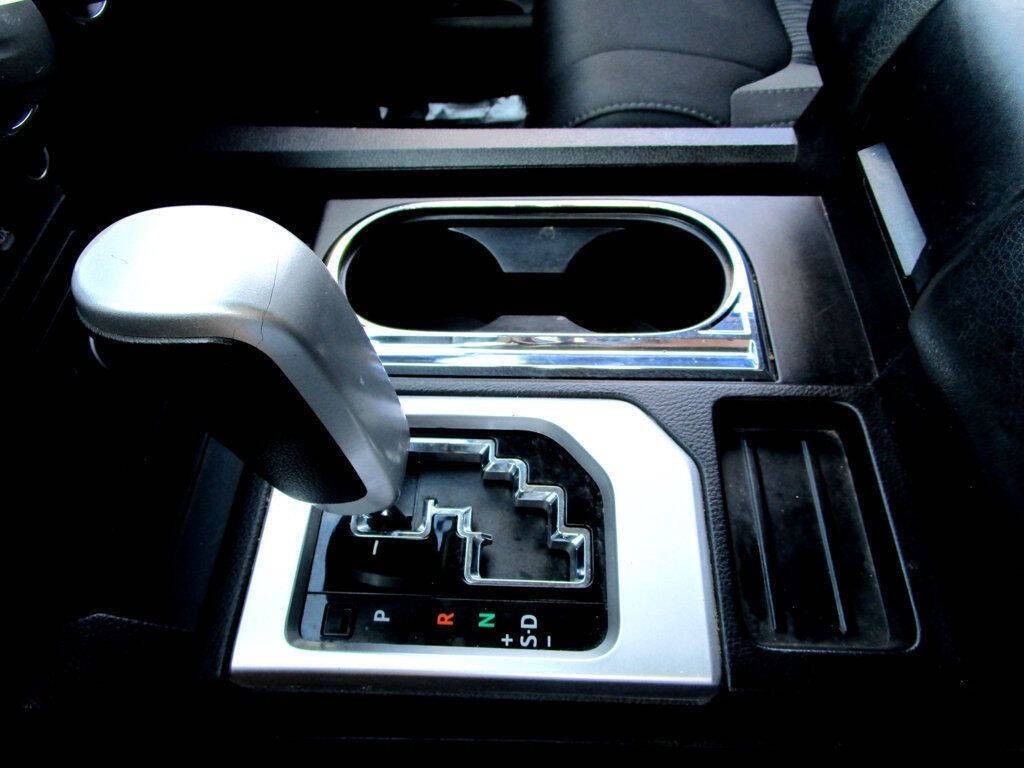 2016 Toyota Tundra Image 24