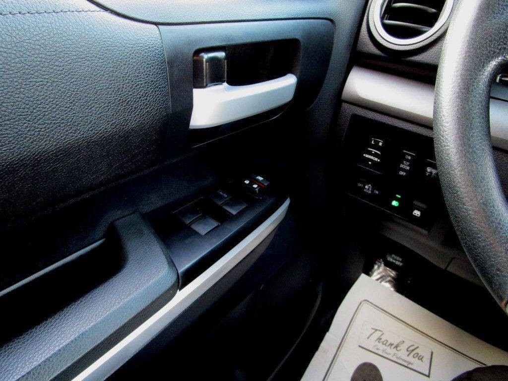 2016 Toyota Tundra Image 27
