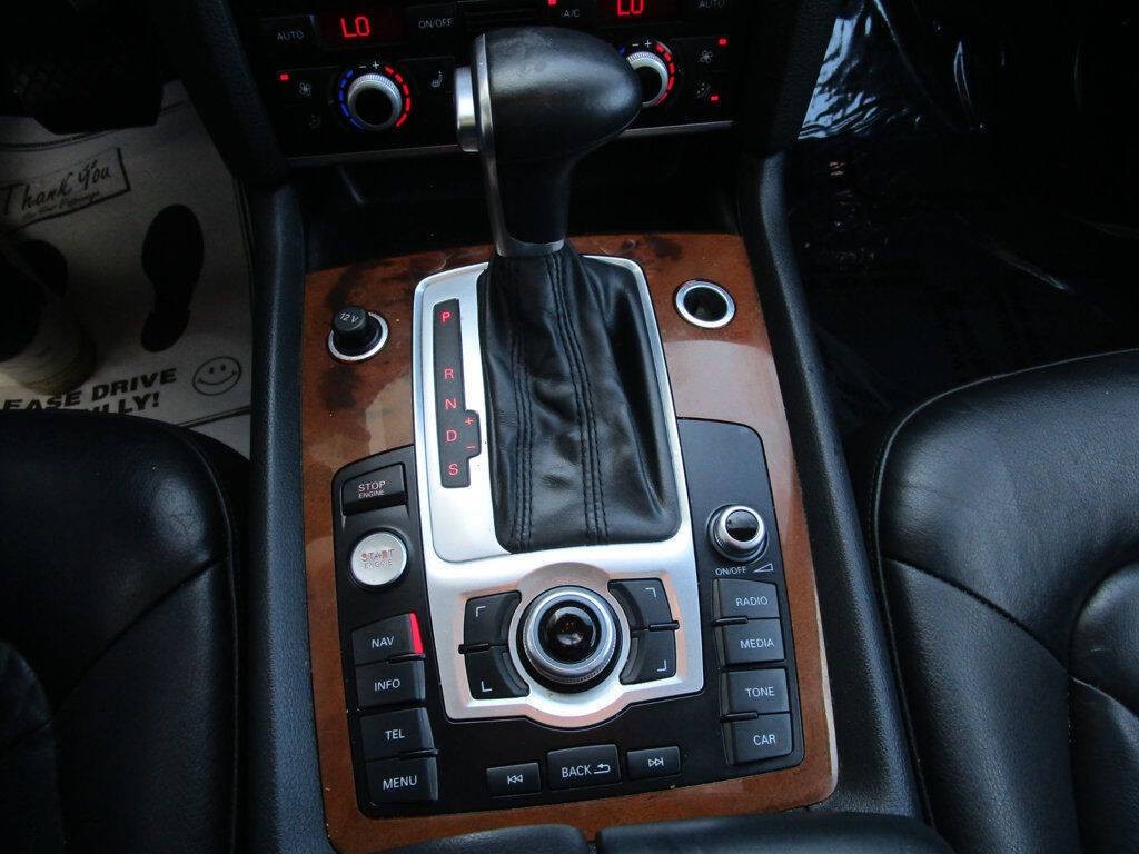 2015 Audi Q7 Image 21