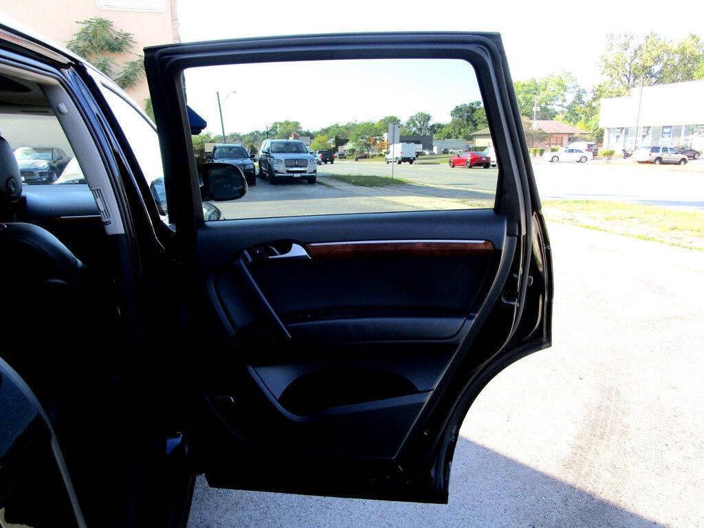 2015 Audi Q7 Image 34