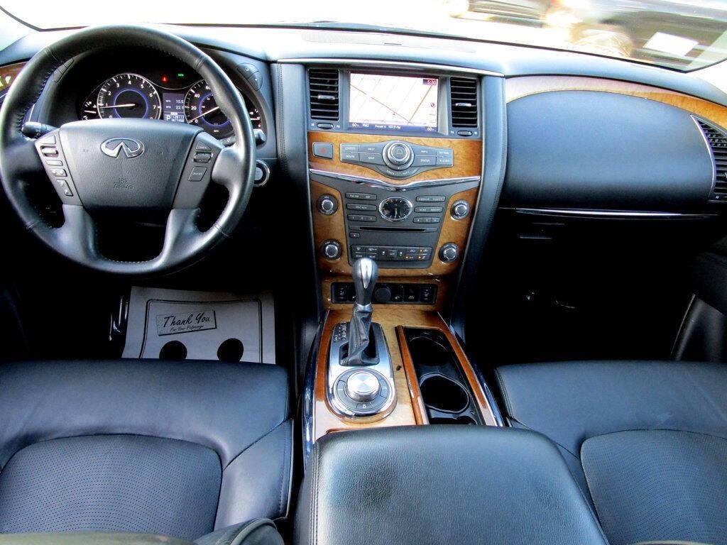 2012 INFINITI QX56 Image 2