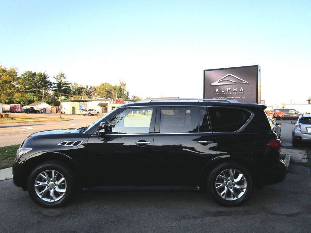 2012 INFINITI QX56 Image 12