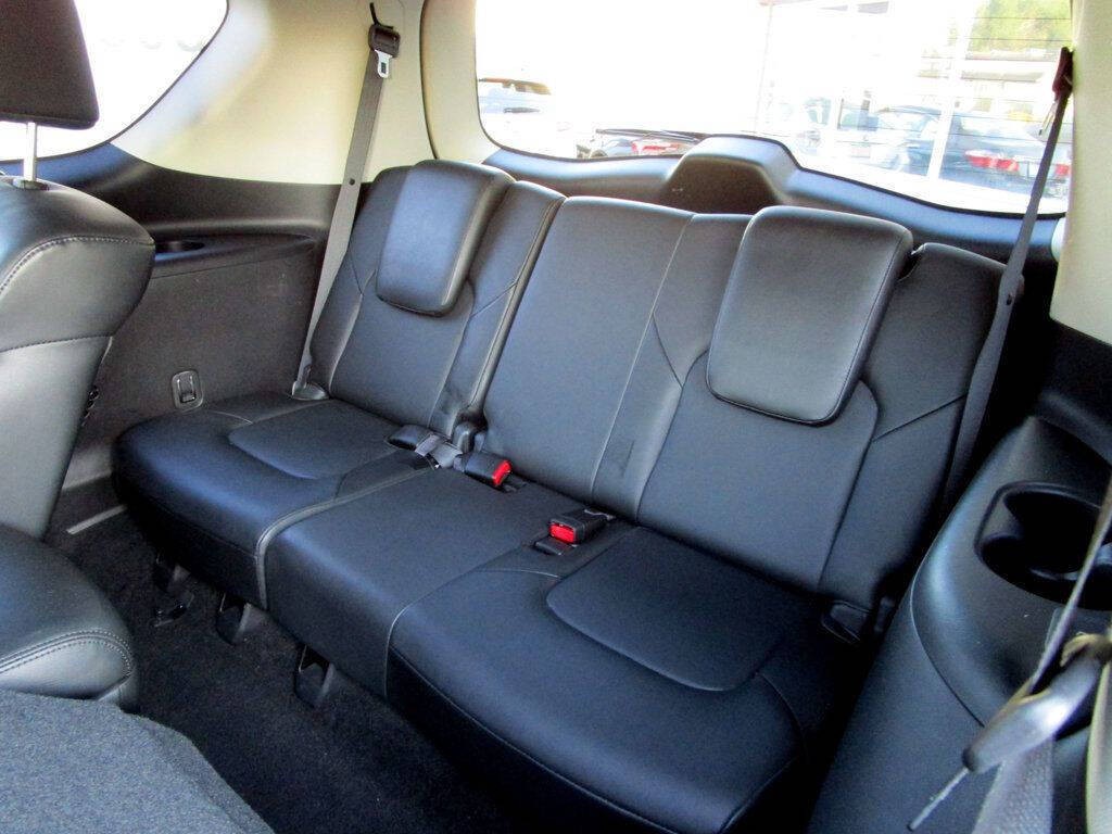 2012 INFINITI QX56 Image 20