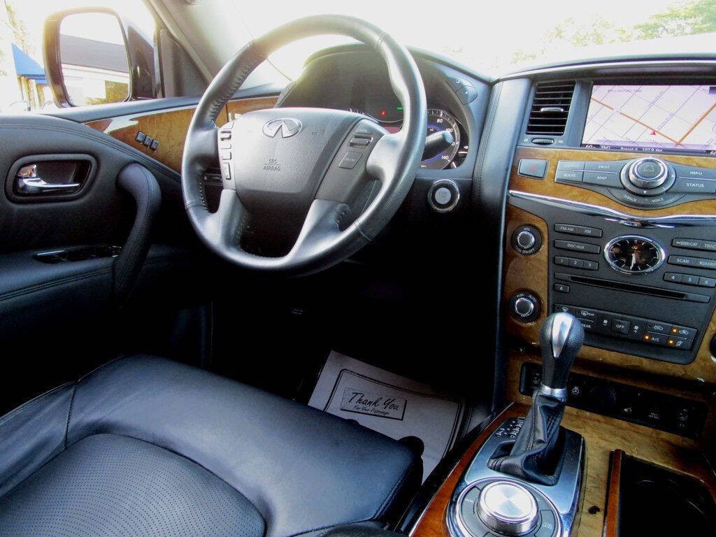 2012 INFINITI QX56 Image 21