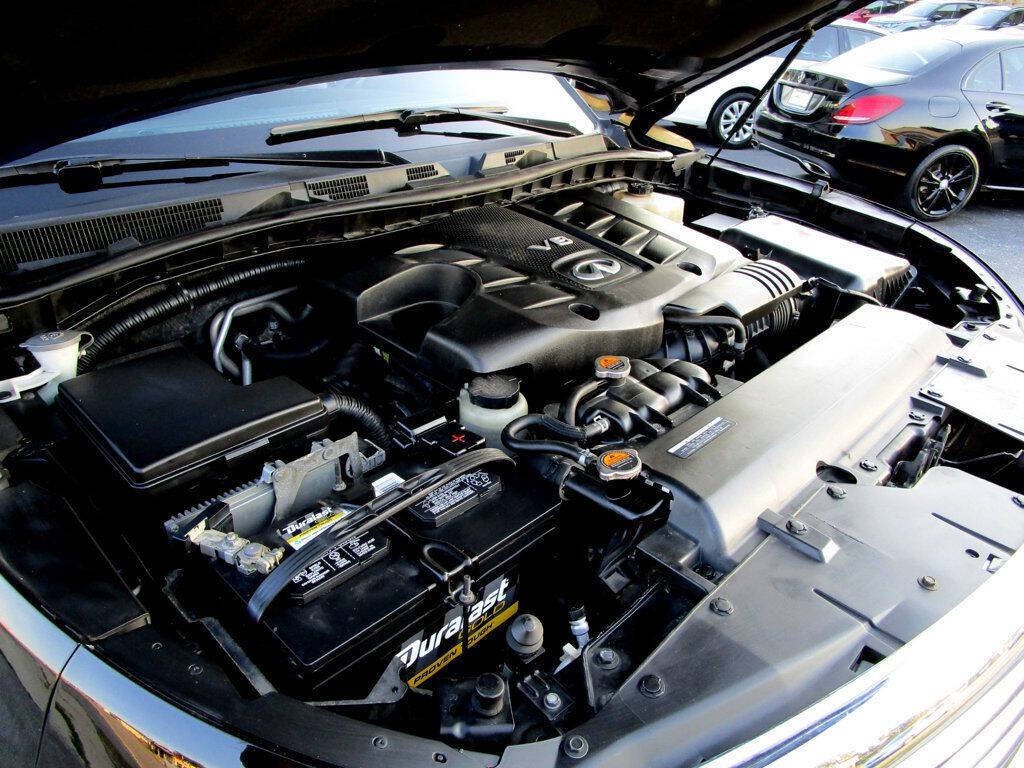 2012 INFINITI QX56 Image 43
