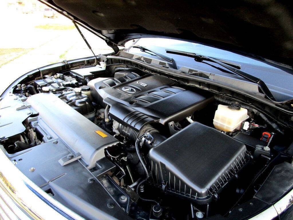 2012 INFINITI QX56 Image 44