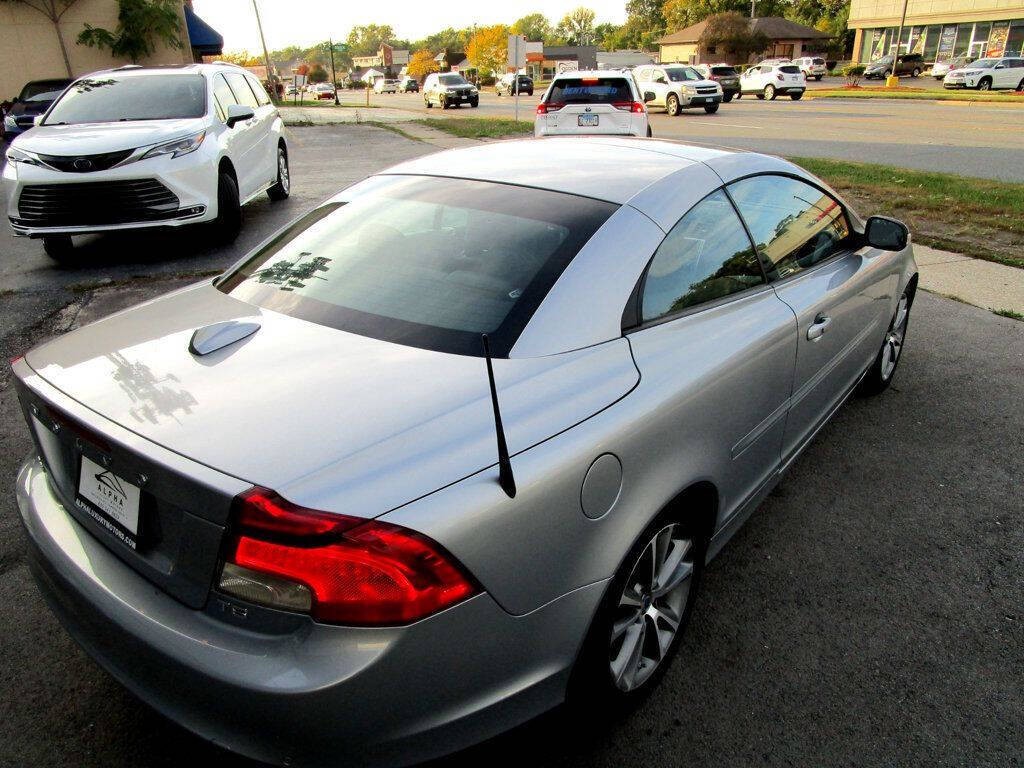 2011 Volvo C70 Image 28
