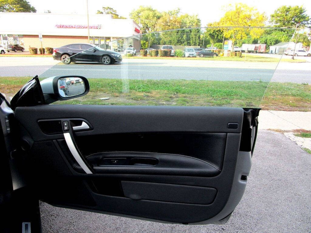 2011 Volvo C70 Image 30