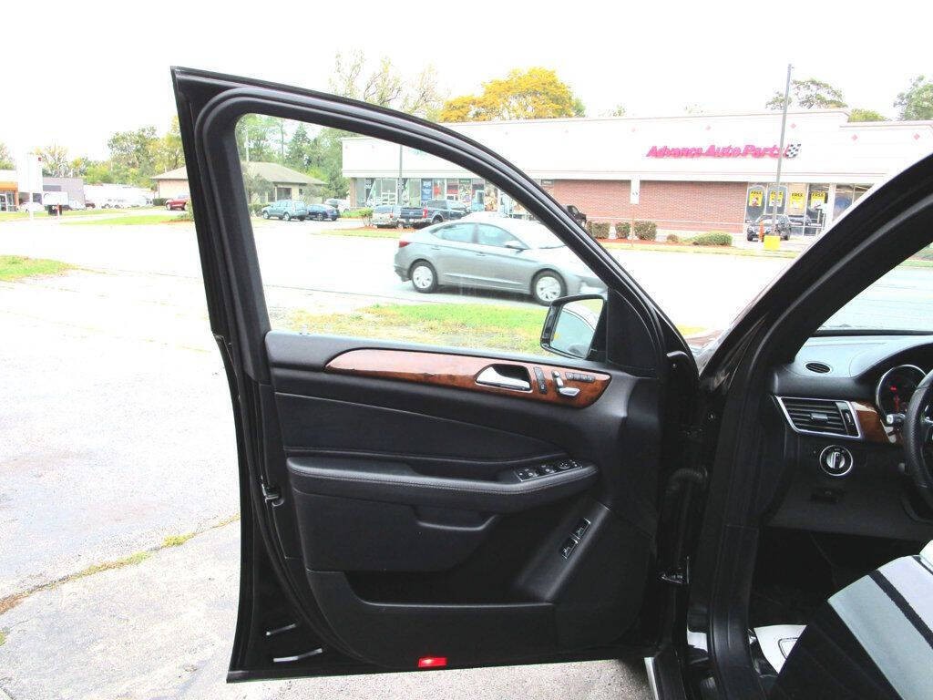 2018 Mercedes-Benz GLS-Class Image 34