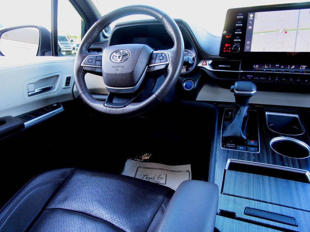 2022 Toyota Sienna Image 21