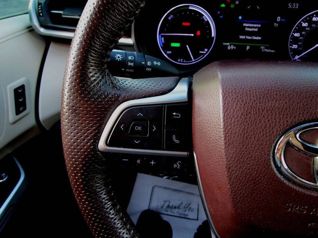 2022 Toyota Sienna Image 23