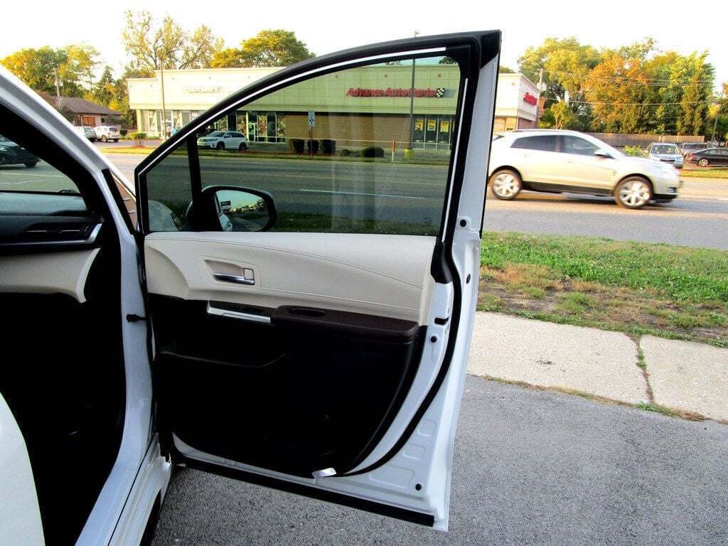 2022 Toyota Sienna Image 46