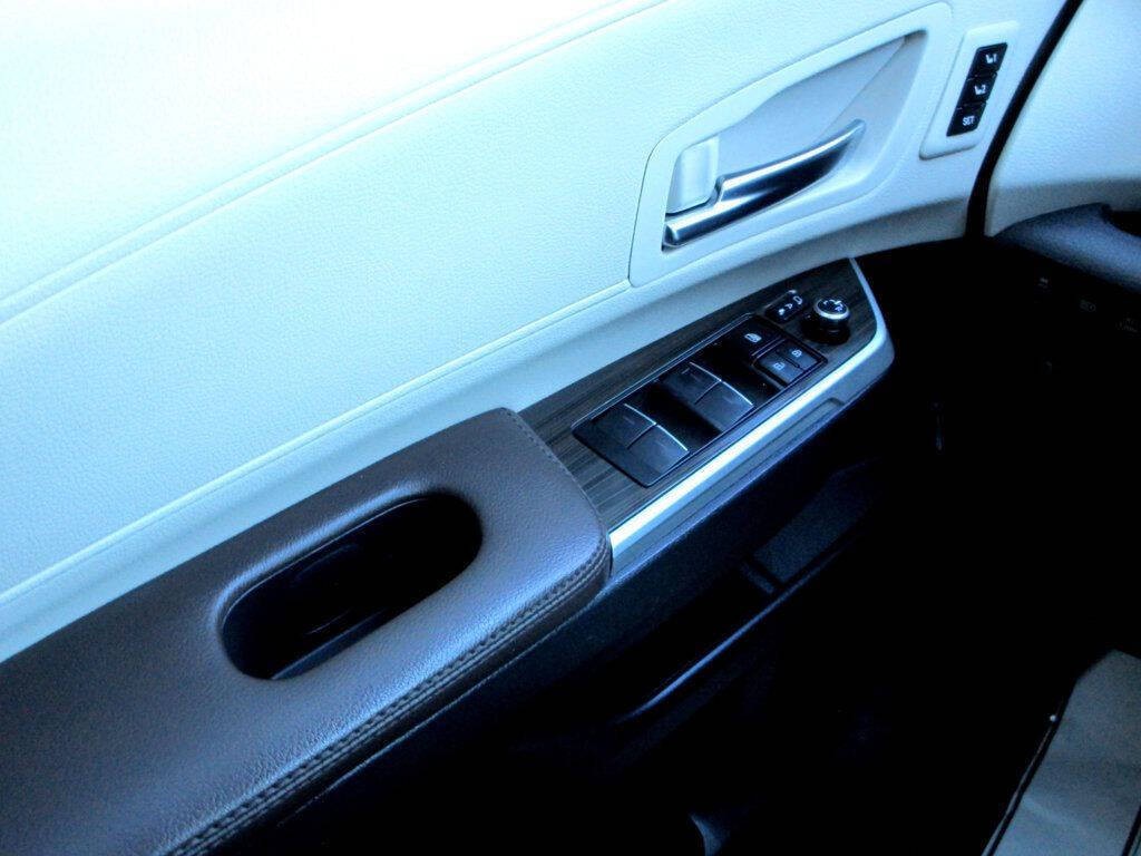 2022 Toyota Sienna Image 49