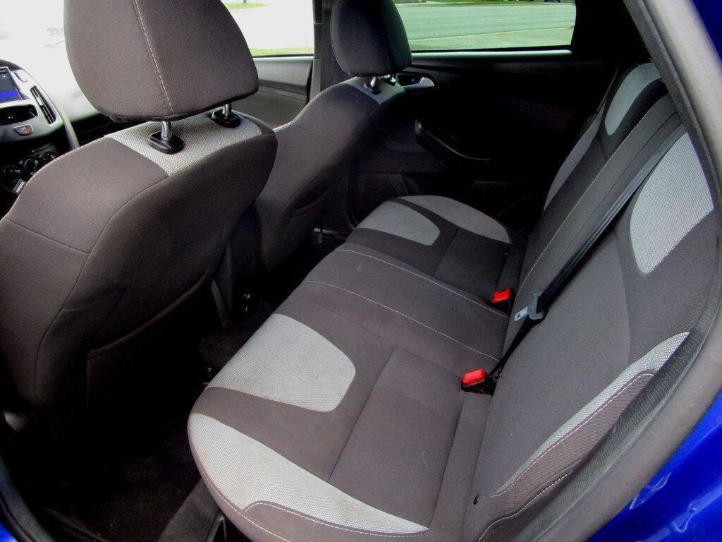 2014 Ford Focus Image 15