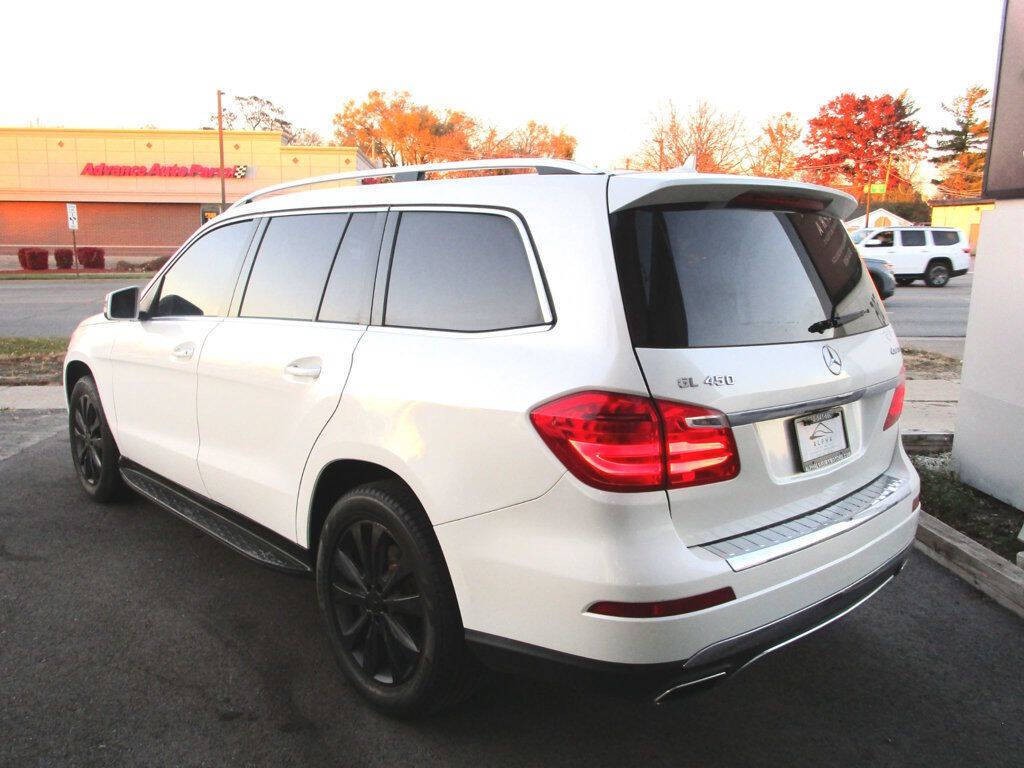 2016 Mercedes-Benz GL-Class Image 10