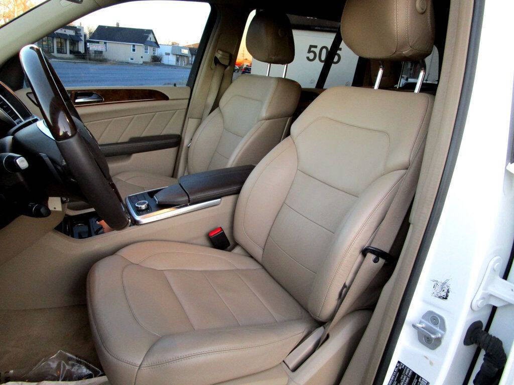 2016 Mercedes-Benz GL-Class Image 15