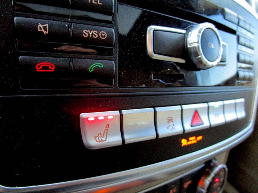 2016 Mercedes-Benz GL-Class Image 26